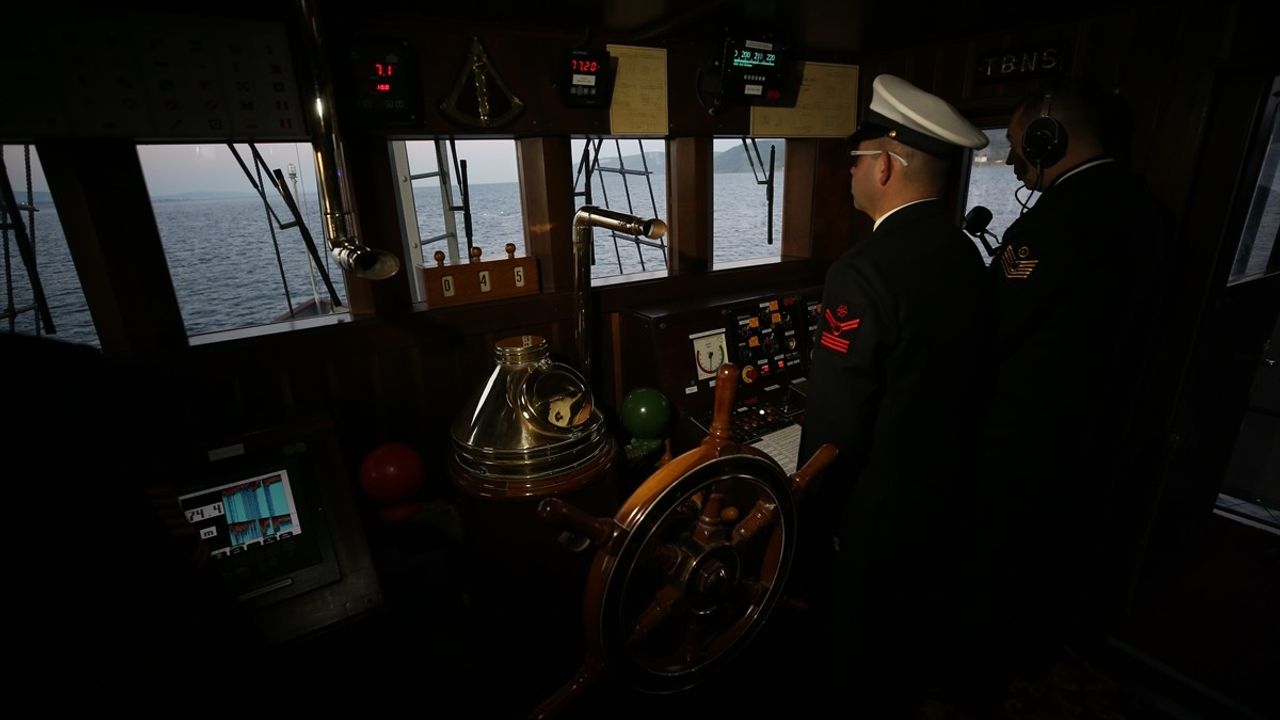 Nusret Mayın Gemisi 110 Yıl Sonra Çanakkale'de Tarihi Görevine Dönüyor