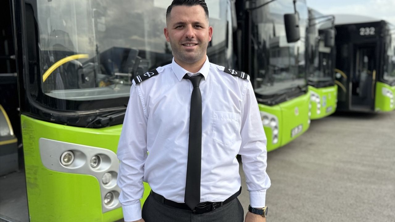 Otobüs Şoförü Kaleci Samet Han, Eşiyle Akademi Kurdu