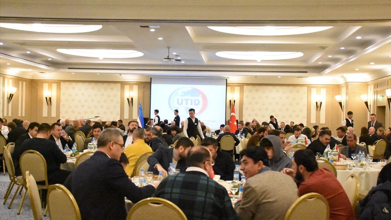 Özbek-Türk İşadamları Derneği Taşkent'te İftar Programı Düzenledi