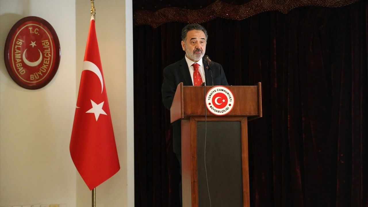 Pakistan'da 18 Mart Şehitleri Anma Günü ve Çanakkale Zaferi Töreni