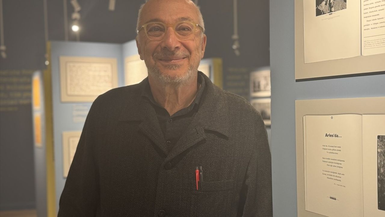 Pera Müzesi'nde İki Yeni Sergi: 'Çok İş Var Yapacak' ve 'Ay Işığıyla Dans' Açılıyor