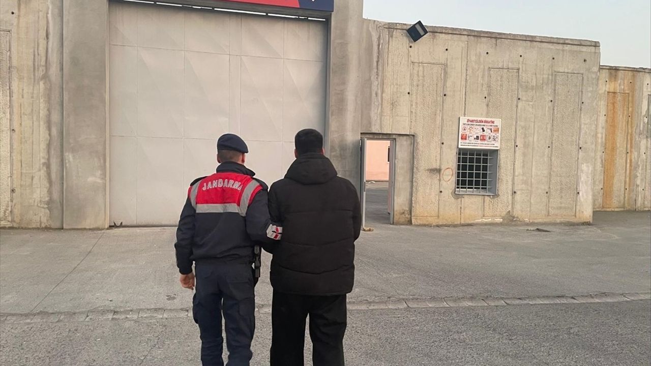 Sakarya'da Uyuşturucu Operasyonunda Bir Zanlı Tutuklandı