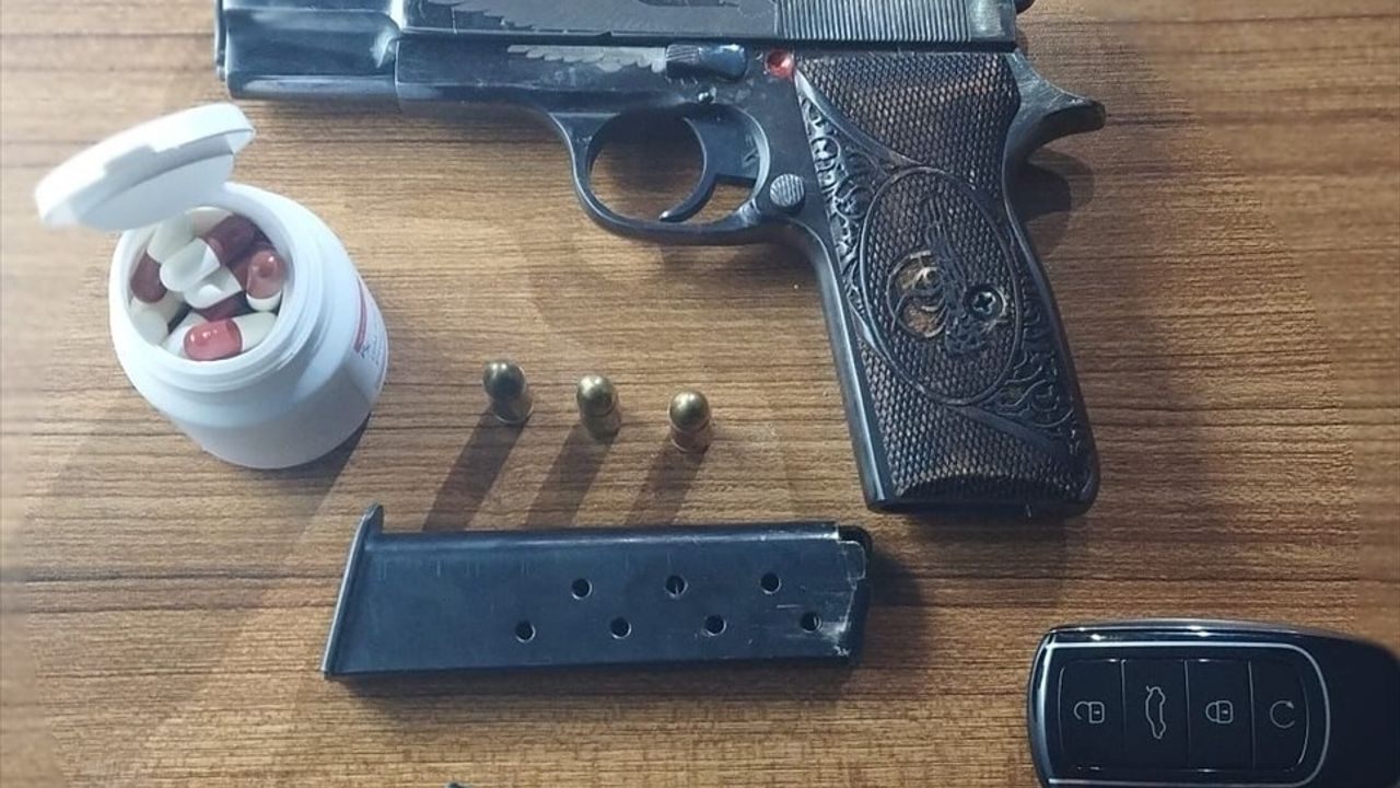 Samsun'da Çalıntı Araç Operasyonunda 2 Şüpheli Yakalandı