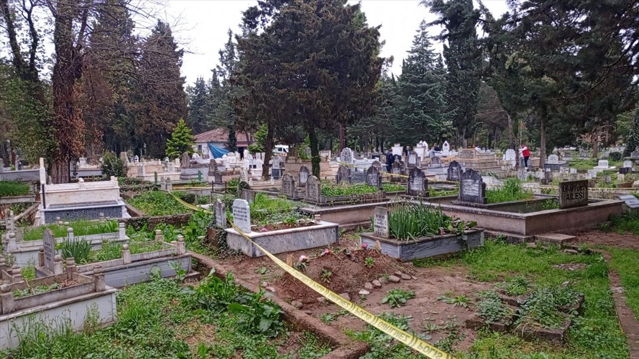 Samsun'da Mezarlık Ziyaretinde Silahlı Kavga: 4 Yaralı