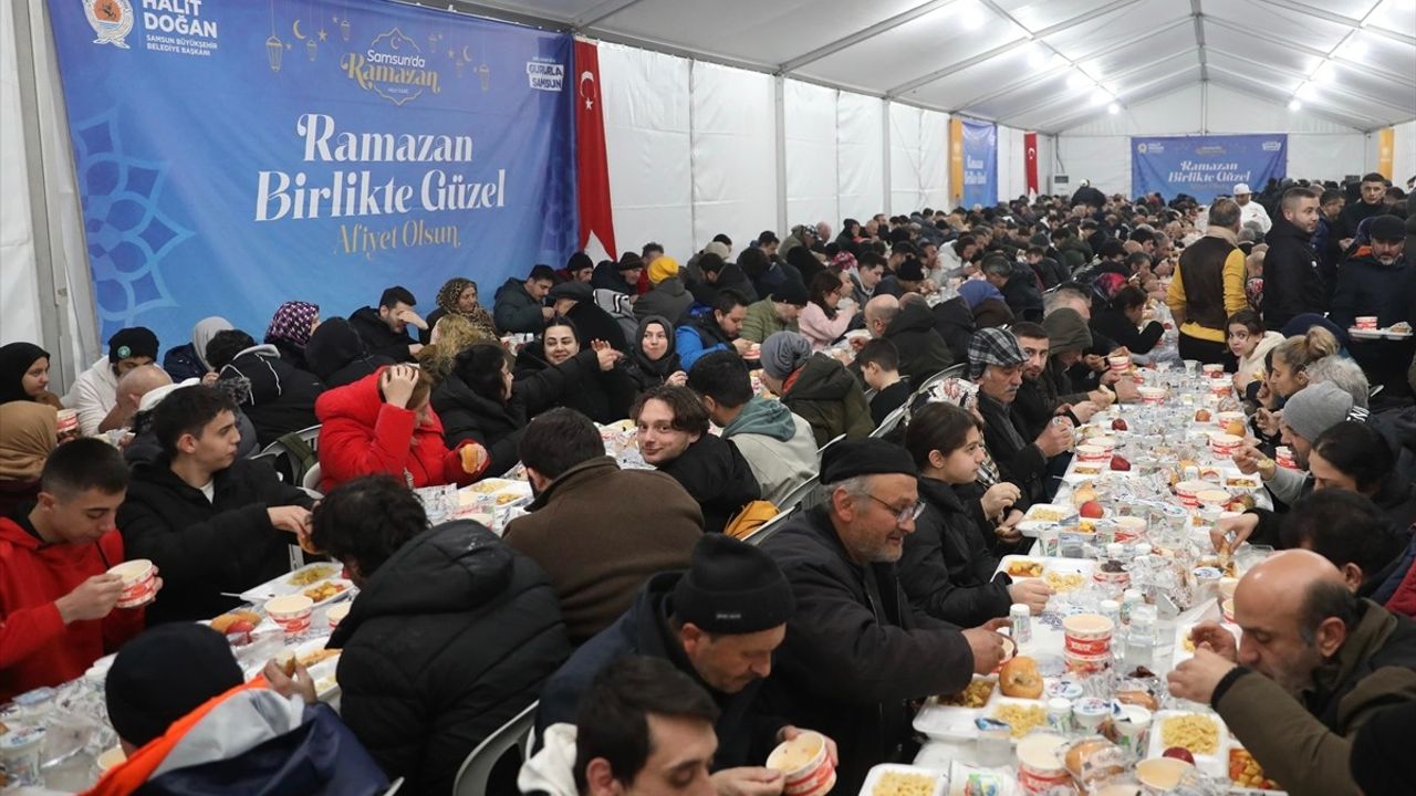 Samsun'da Ramazan'da 15 Bin İhtiyaç Sahibine 60 Milyon Lira Destek