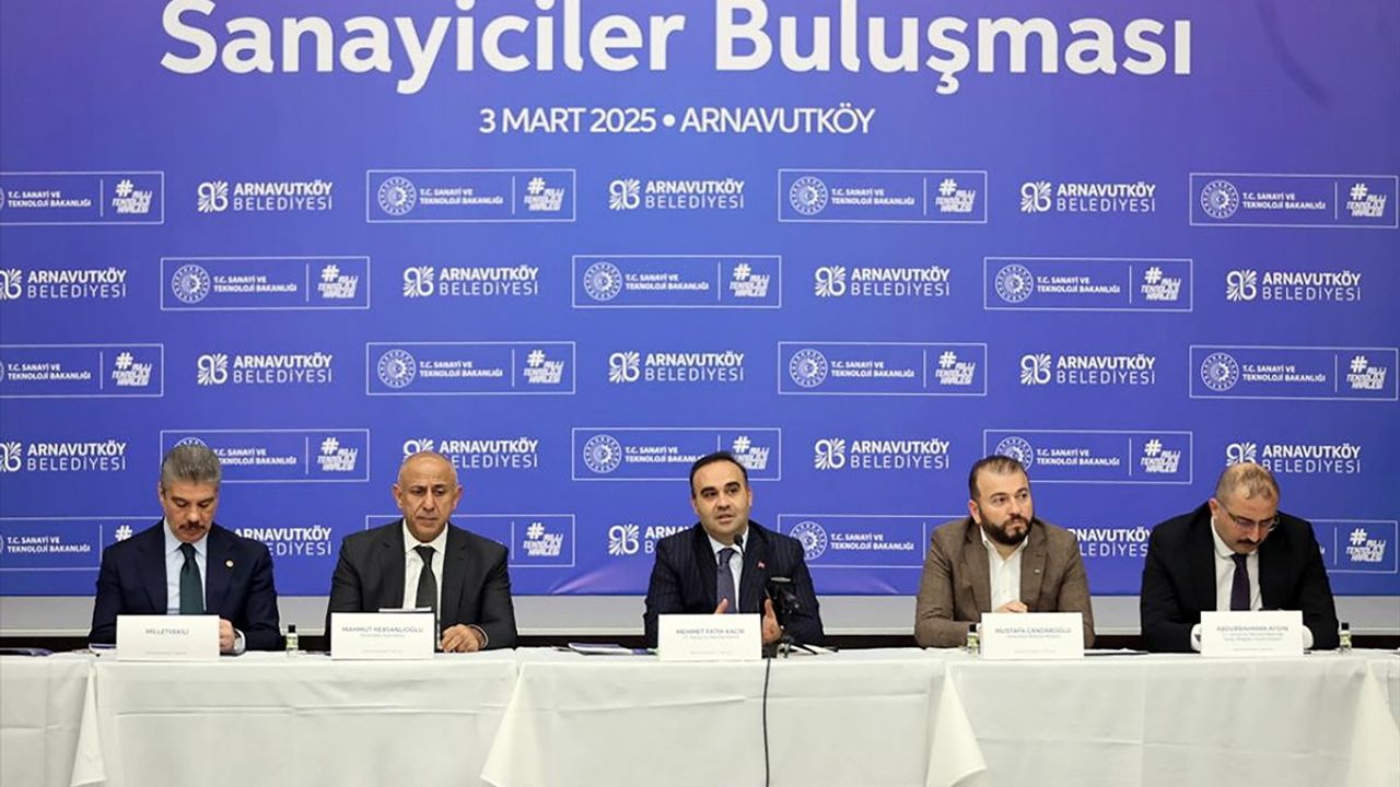 Sanayi Bakanı Kacır, OSB'lerde 5 Ayda 1918 Yatırım Başvurusu Yapıldığını Açıkladı