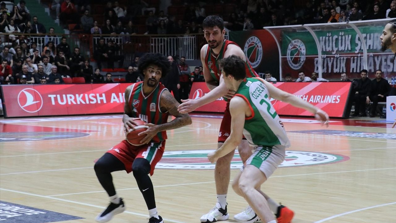 Semt77 Yalovaspor, Karşıyaka'yı 78-75 Geçti!