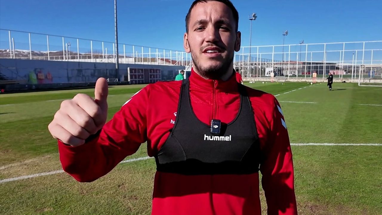 Sivasspor'dan Kadınlar Günü Kutlaması