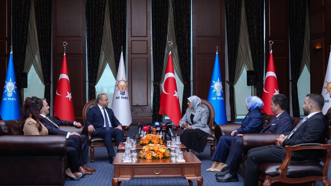 Siyasi Partiler Ramazan Bayramı'nda AK Parti'yi Ziyaret Etti