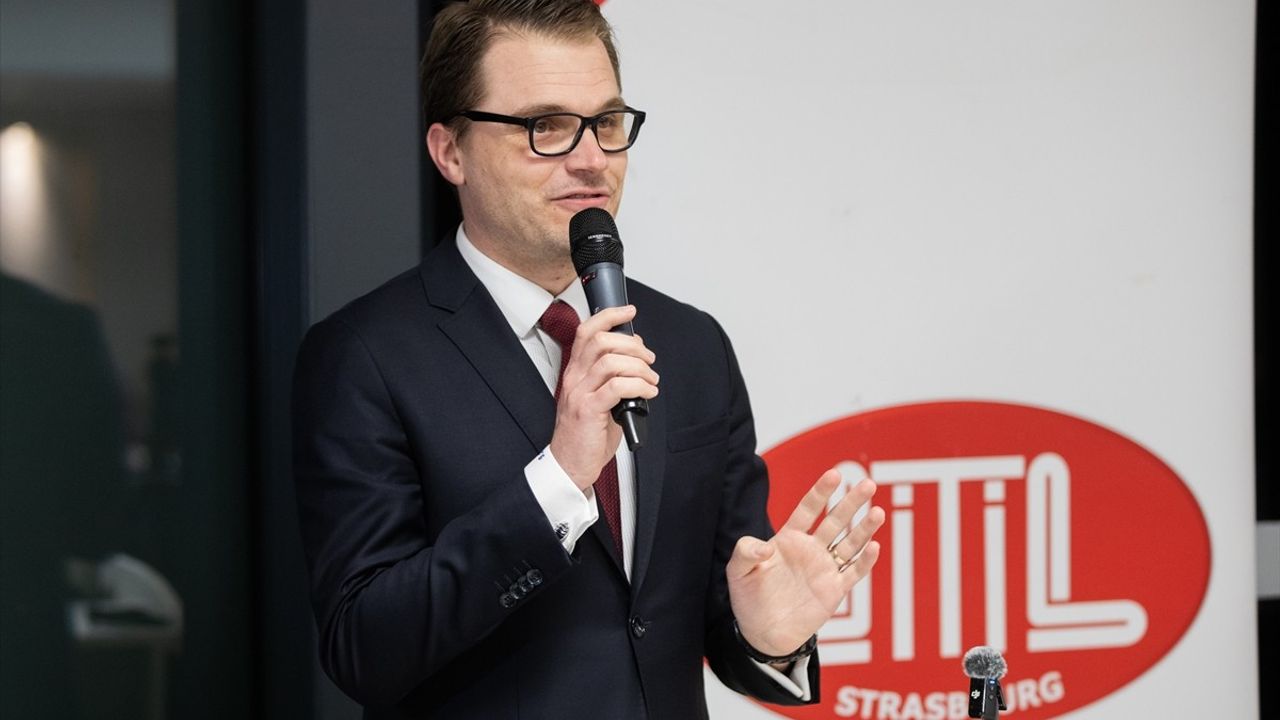 Strazburg'da Geleneksel Ramazan İftarında Farklı Toplumlar Bir Araya Geldi