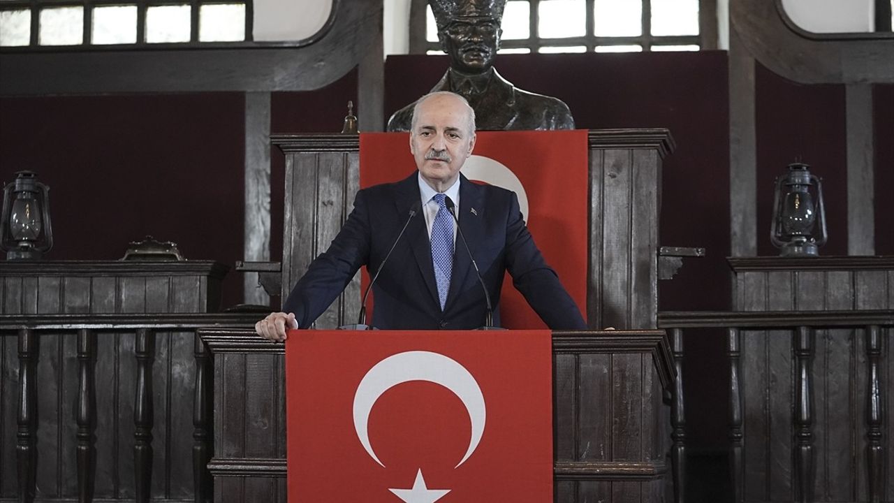 TBMM Başkanı Kurtulmuş, İstiklal Marşı'nın Anlamını Vurguladı
