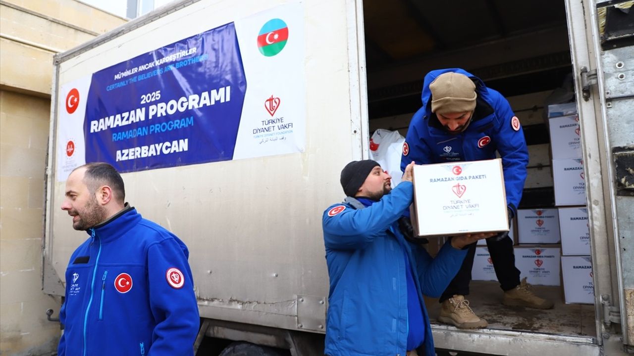 TDV, Azerbaycan'da Ramazan Yardımı Dağıtmaya Başladı