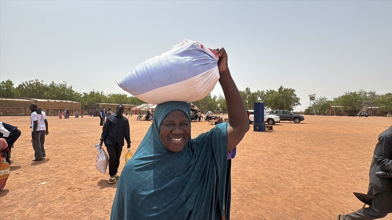 TDV'den Mali'nin Savaş Mağdurlarına Gıda Yardımı