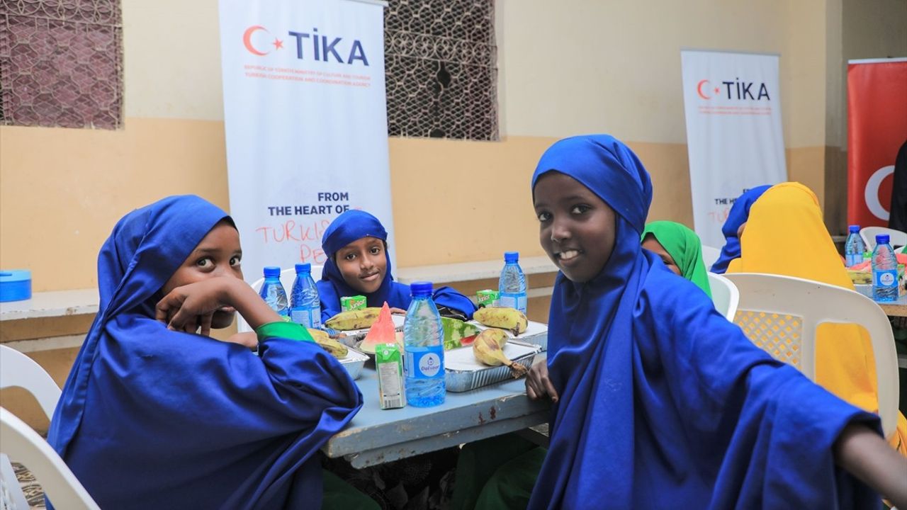 TİKA'nın Sierra Leone ve Somali'deki Anlamlı İftar Programları