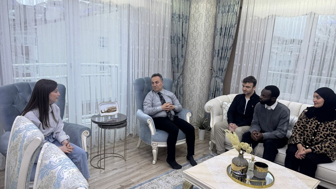 TOGÜ Rektörü Prof. Dr. Fatih Yılmaz'dan Öğrencilere İftar Daveti