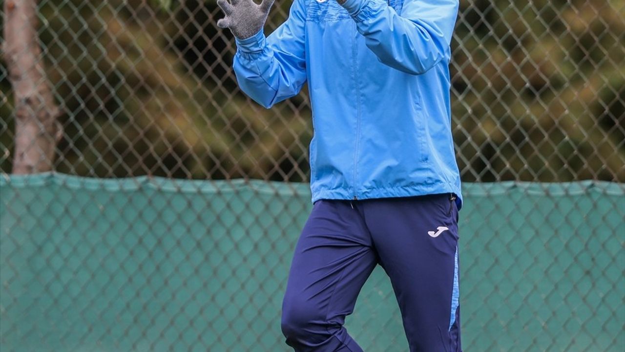 Trabzonspor, Göztepe Maçına Hazırlıklarını Sürdürüyor