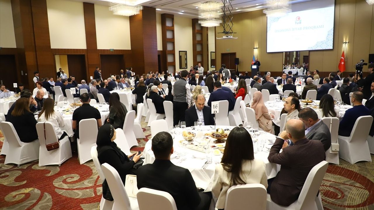 Türkiye-Azerbaycan İş Adamları Birliği'nden Bakü'de Anlamlı İftar Programı