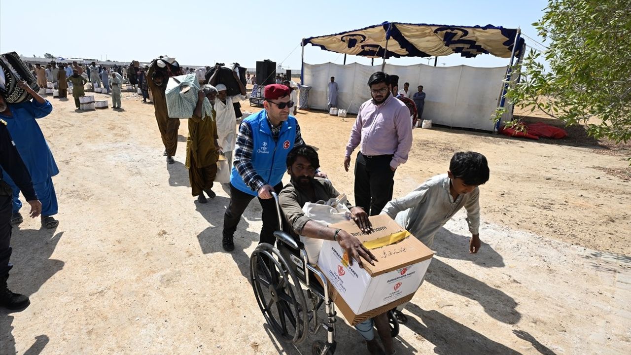 Türkiye Diyanet Vakfı, Ramazan'da Pakistan'da 13,500 Gıda Kolisi Dağıtacak