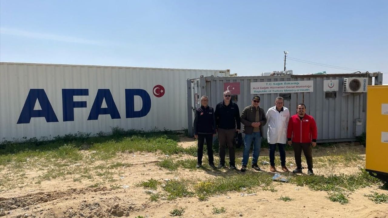 Türkiye, Gazze'ye Yardımların Ulaşması İçin Hazırlıklarını Sürdürüyor