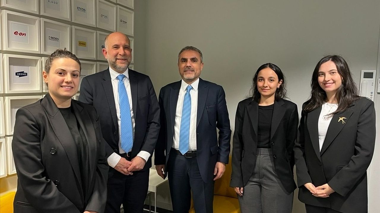 Türkiye ve Avrupa Elektrik Dağıtım Şirketleri İş Birliğini Güçlendiriyor