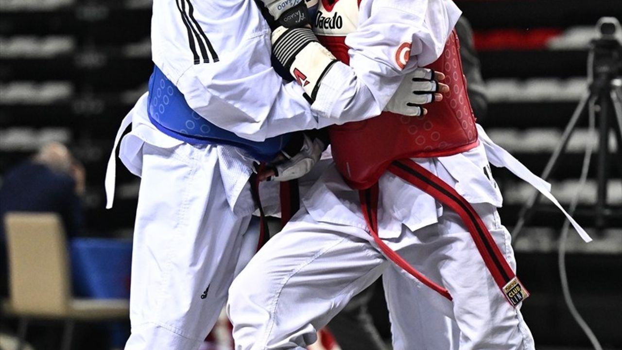 Türkiye Yıldızlar Tekvando Şampiyonası Antalya'da Start Aldı