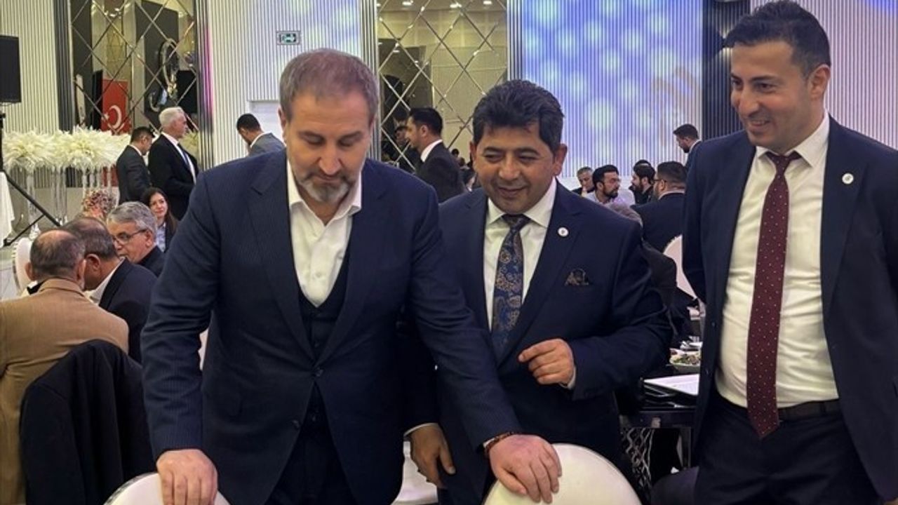 UID Fransa'nın Lyon Kentinde İftar Programı Düzenledi