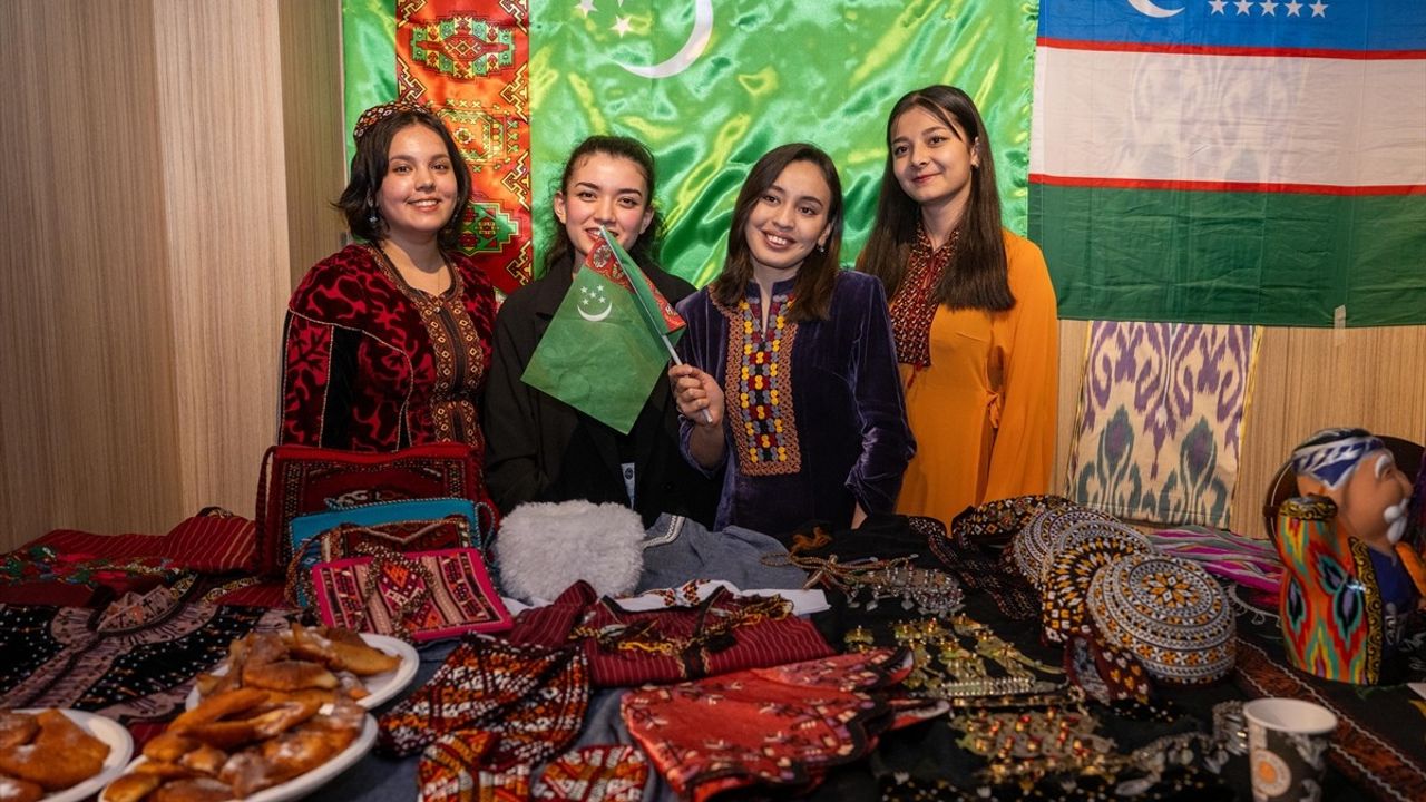 Uluslararası Öğrenciler Ramazan İftarı Coşkusunu Paylaştı