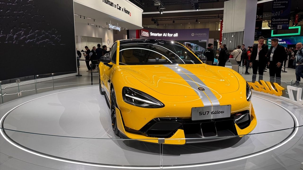 Xiaomi SU 7 Ultra, MWC 2023'te Tanıtıldı