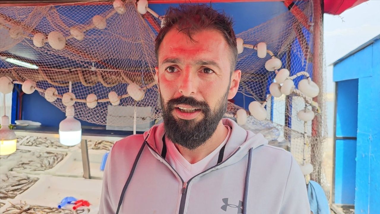 Zonguldaklı Balıkçı 10 Ton Balık Gelirini İhtiyaç Sahiplerine Bağışlayacak