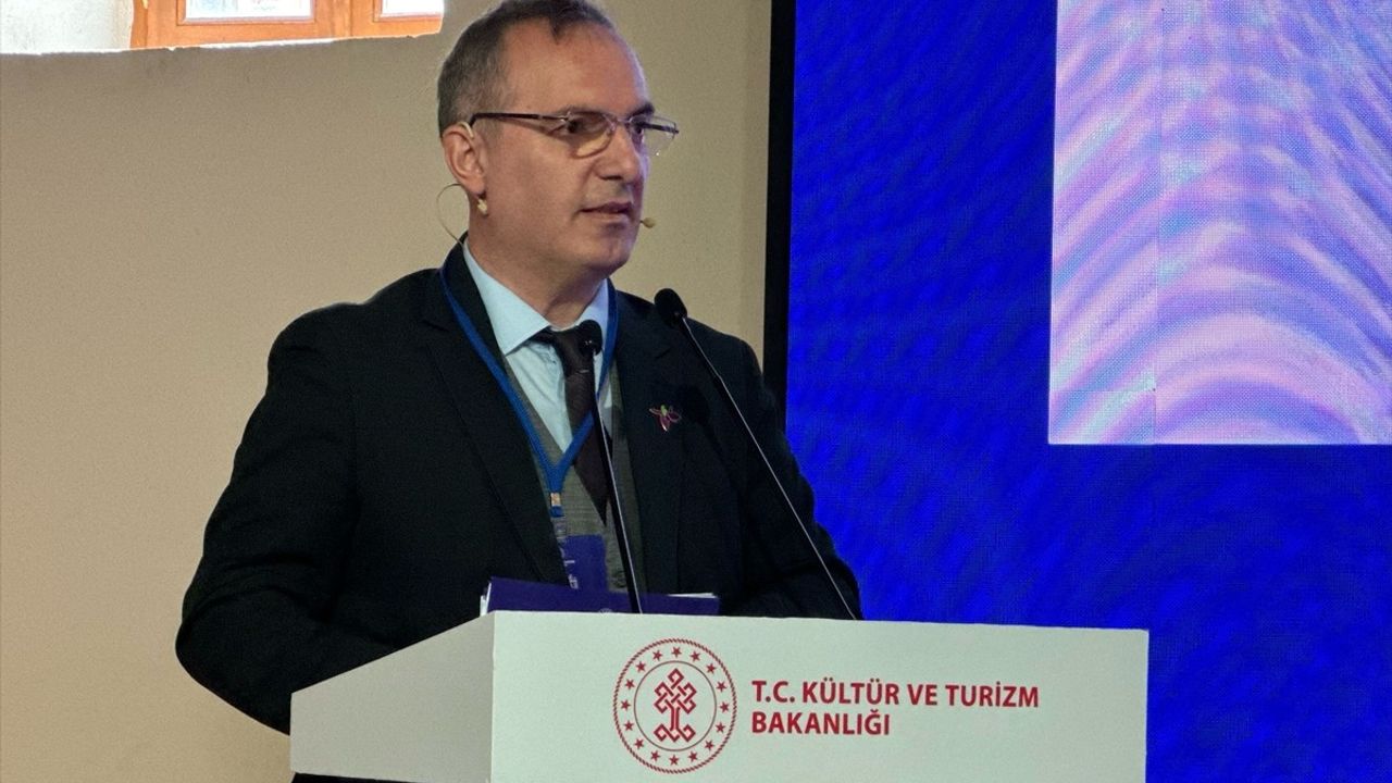 2. Uluslararası Kütüphane ve Teknoloji Festivali'nde Okuma Kültürü Üzerine Tartışmalar