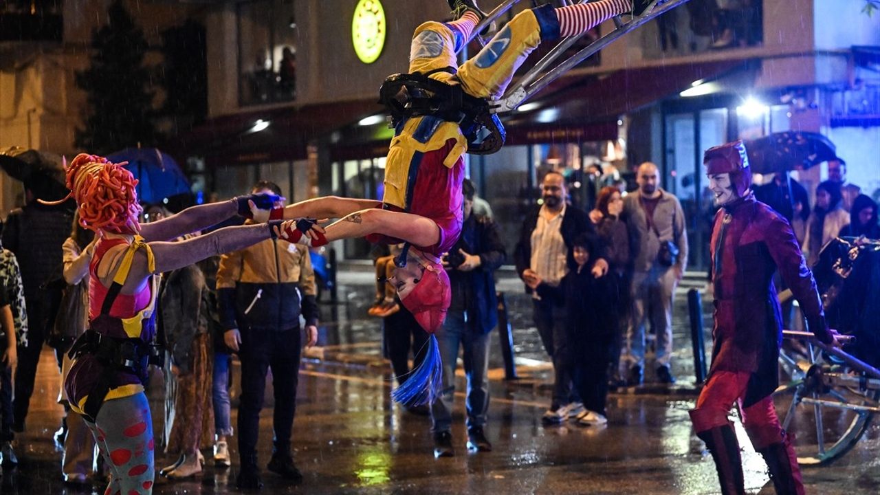 24. Sabancı Uluslararası Adana Tiyatro Festivali Coşkuyla Başladı