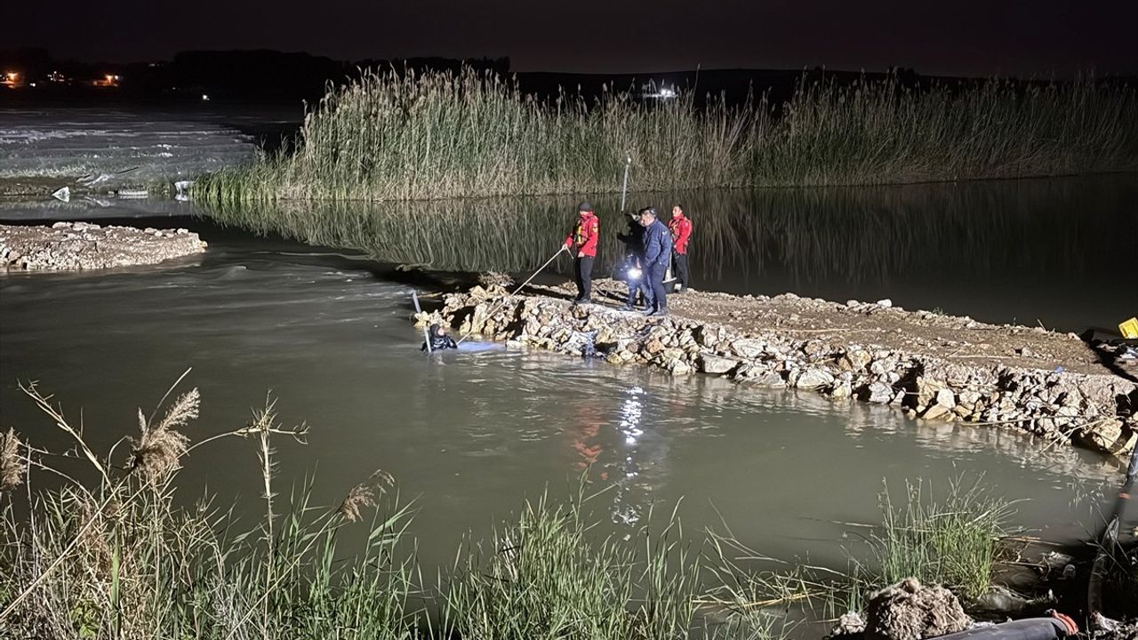 Adana'da Kaybolan 7 Yaşındaki Cumali Tim İçin Arama Çalışmaları Devam Ediyor