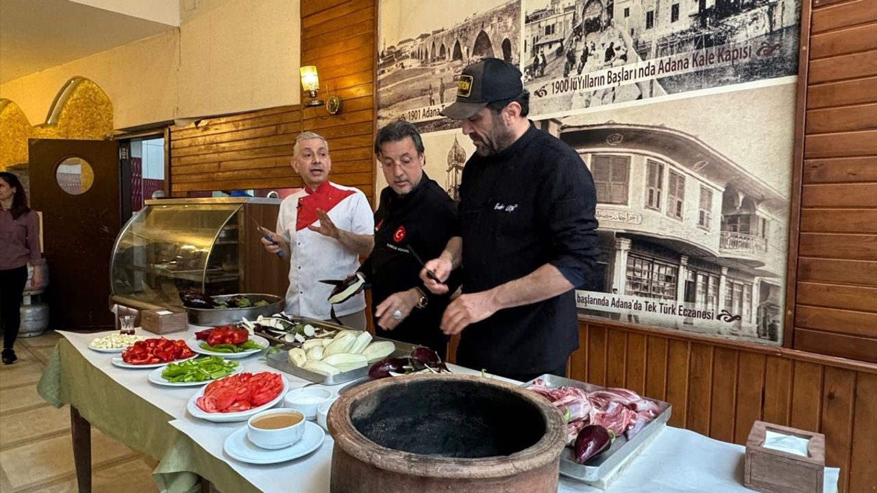 Adana'da Yöresel Güveç Patlıcan Yemeğinin Tanıtımı Yapıldı