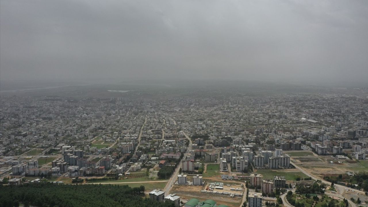 Adıyaman'da Toz Taşınımı Hayatı Olumsuz Etkiliyor