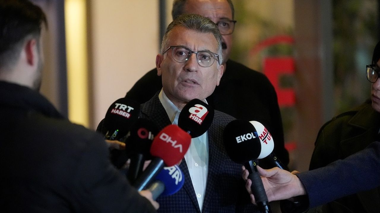 AK Parti Grup Başkanı Güler, Sırrı Süreyya Önder'i Ziyaret Etti