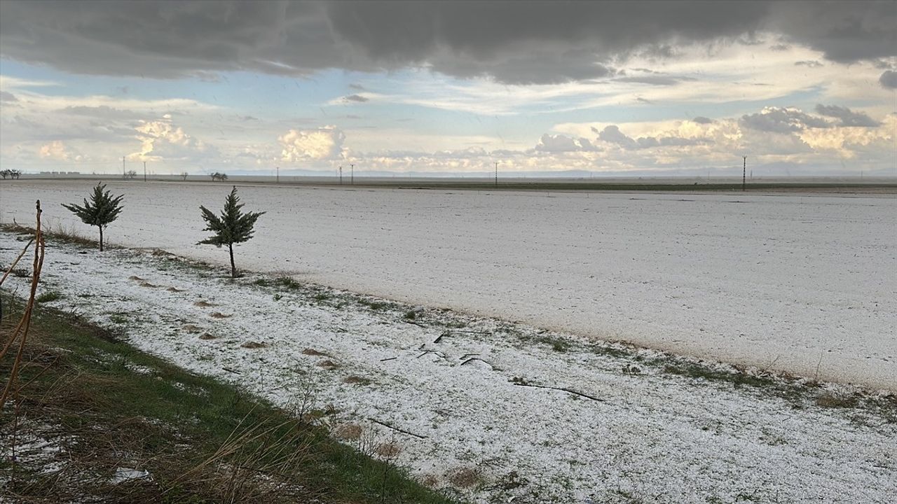 Aksaray'da Dolu Etkisini Gösterdi