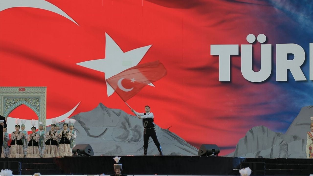 Aktau, 2025 Türk Dünyası Kültür Başkenti Açılış Töreni Coşkuyla Gerçekleştirildi