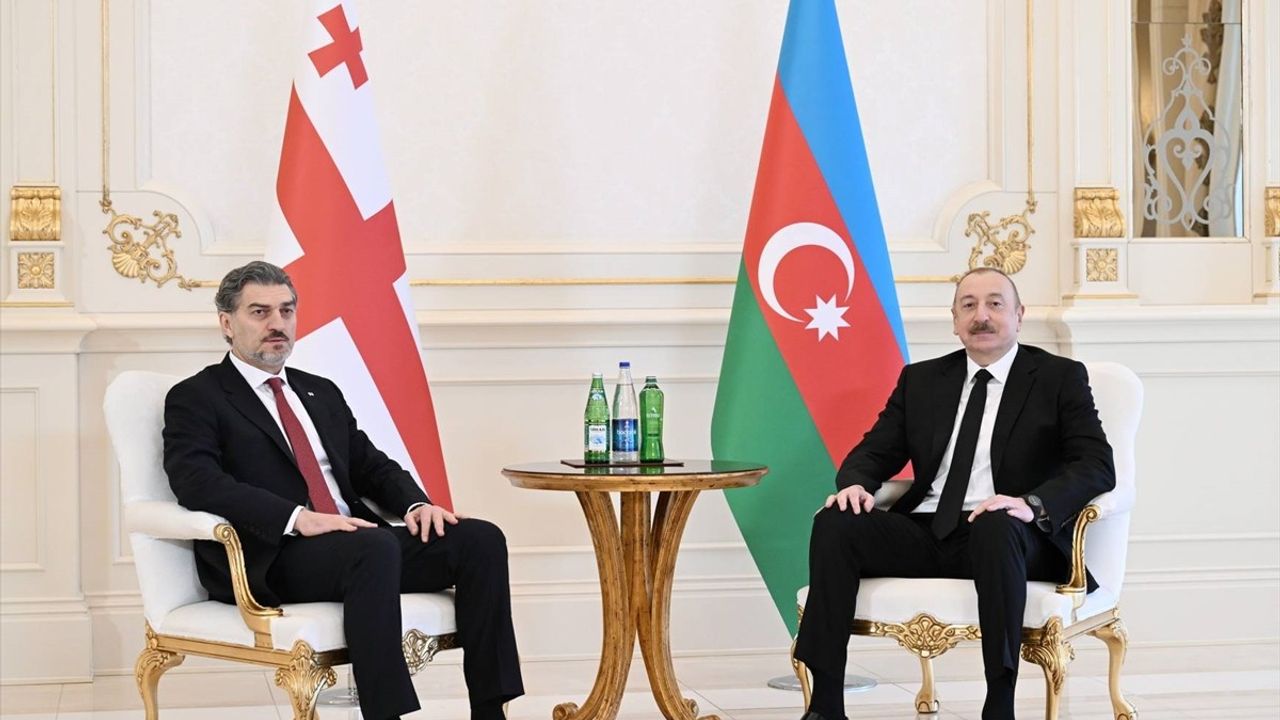 Aliyev ve Kavelaşvili, Enerji ve Ulaşımda İşbirliğini Güçlendirdi