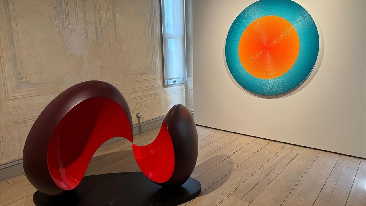 "American and European Art" Sergisi Sanatseverlerle Buluştu