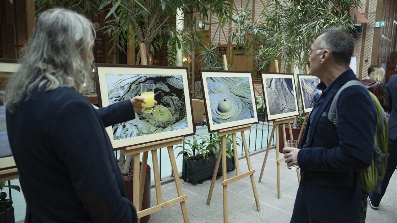 Ankara'da 'Dünya Nasıl Nefes Alır' Fotoğraf Sergisi Açıldı