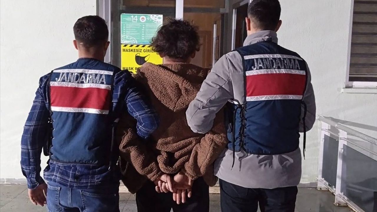 Antalya'da 41 Suç Kaydı Olan Firari Hükümlü Yakalandı