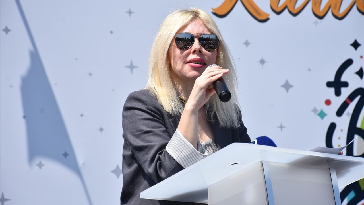 Antalya'da Uluslararası Kültür Festivali Coşkusu