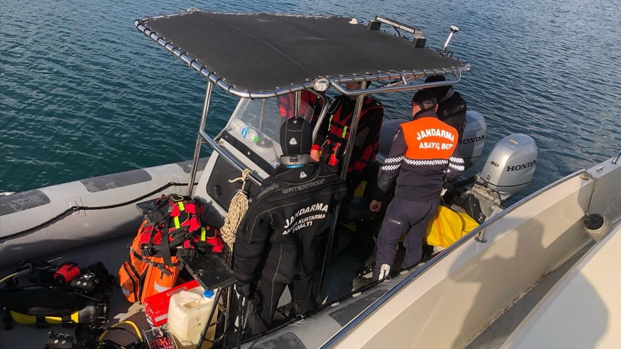 Atatürk Barajı Göleti'nde Boğulan Hasan Yılmaz'ın Cenazesi Defnedildi