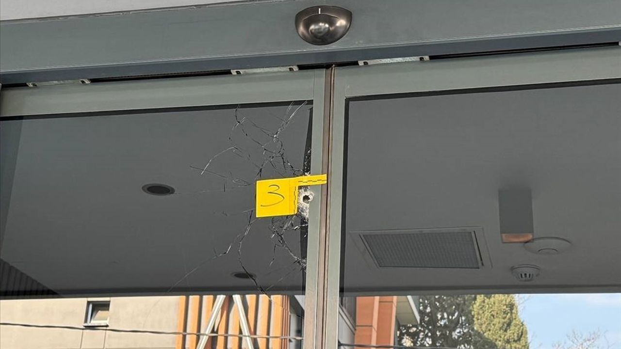 Avcılar'da İki Otele Silahlı Saldırı