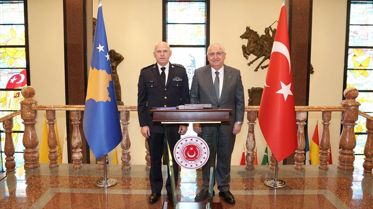 Bakan Güler, Kosova Güvenlik Kuvvetleri Komutanı Jashari'yi Ağırladı