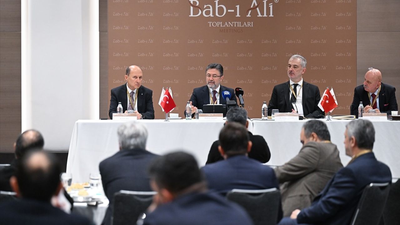 Bakan Yumaklı: "Ekonominin Boykot Çağrılarına Kurban Edilmesi Doğru Değil"