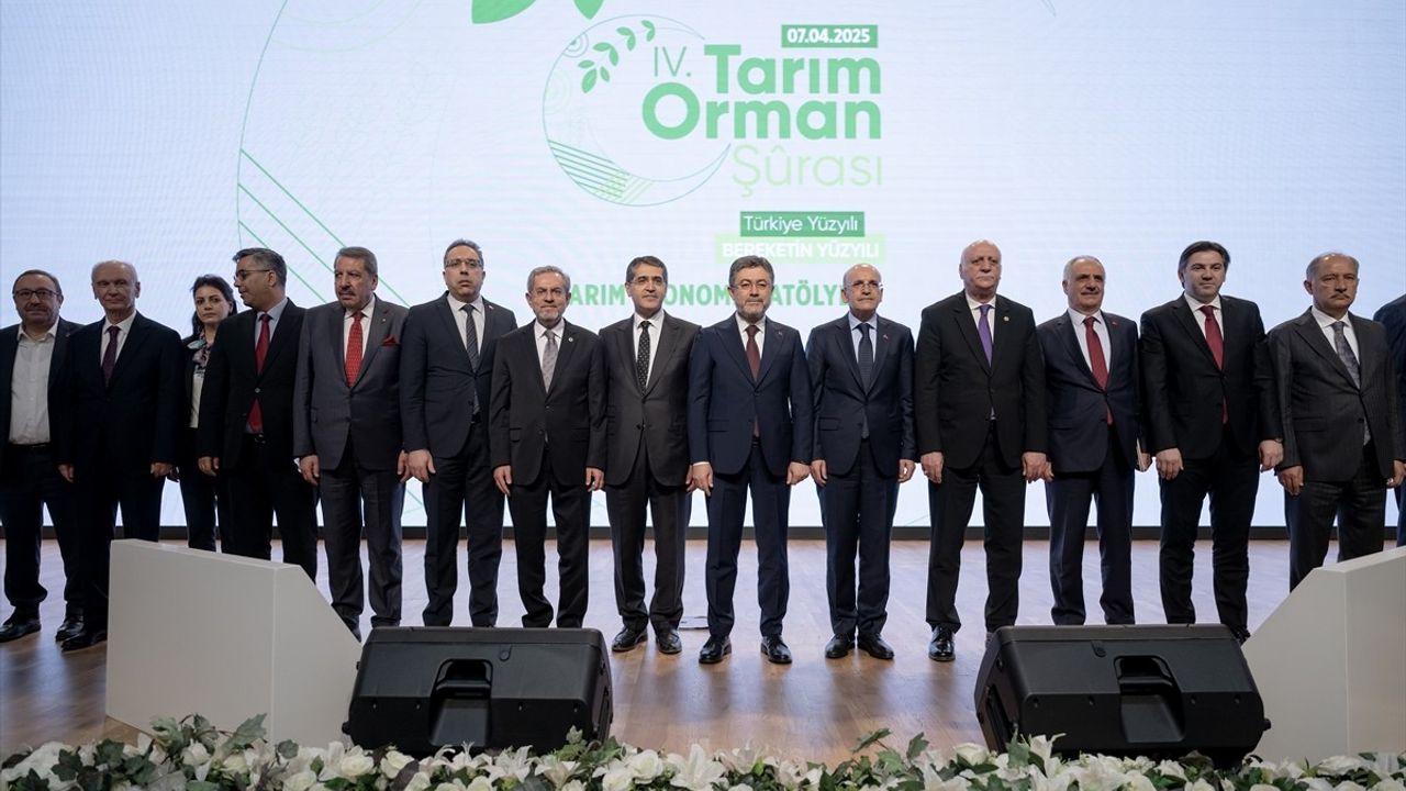 Bakan Yumaklı: Türkiye, Tarımda Avrupa Birincisi ve Dünyada İlk 10'da