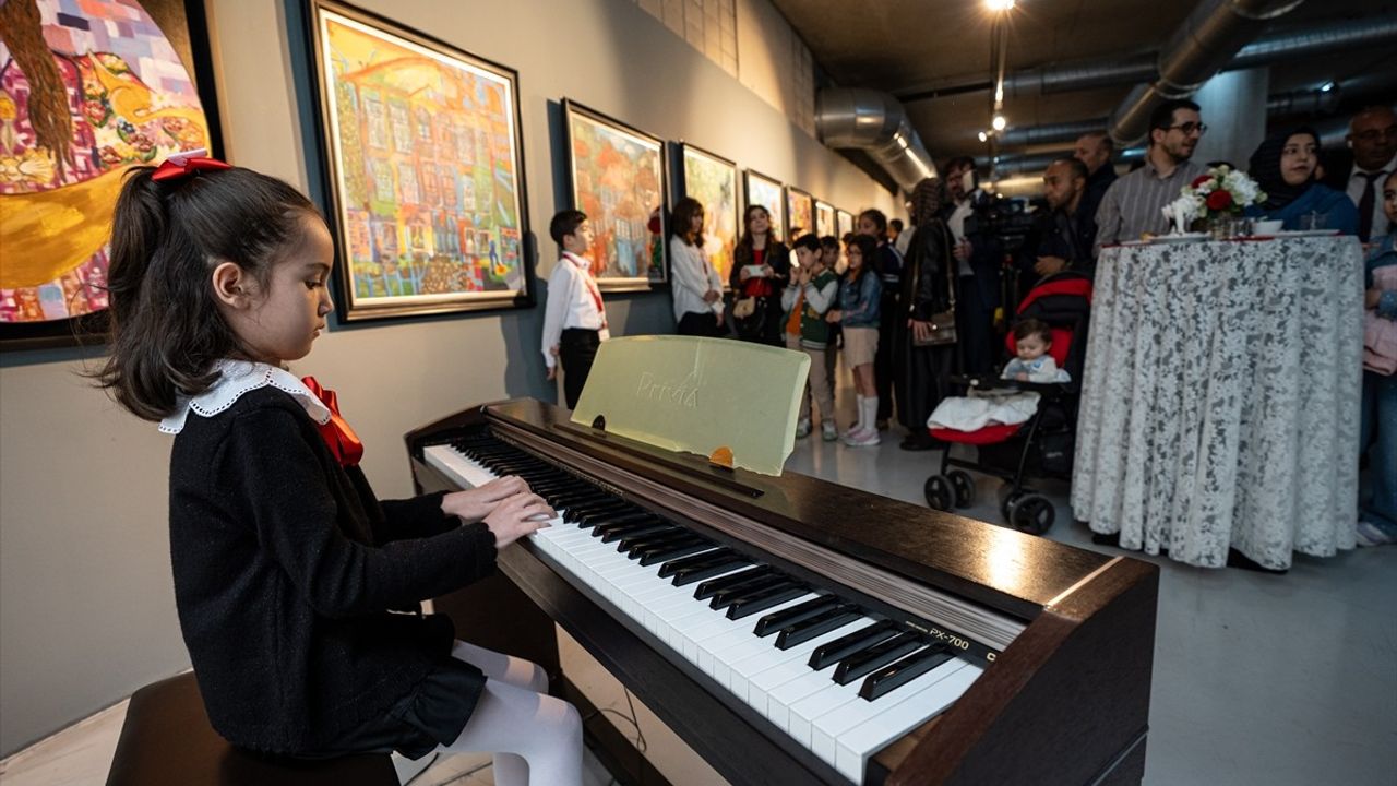 BİLSEM Öğrencilerinin Doğa Temalı Sergisi CerModern'de Açıldı