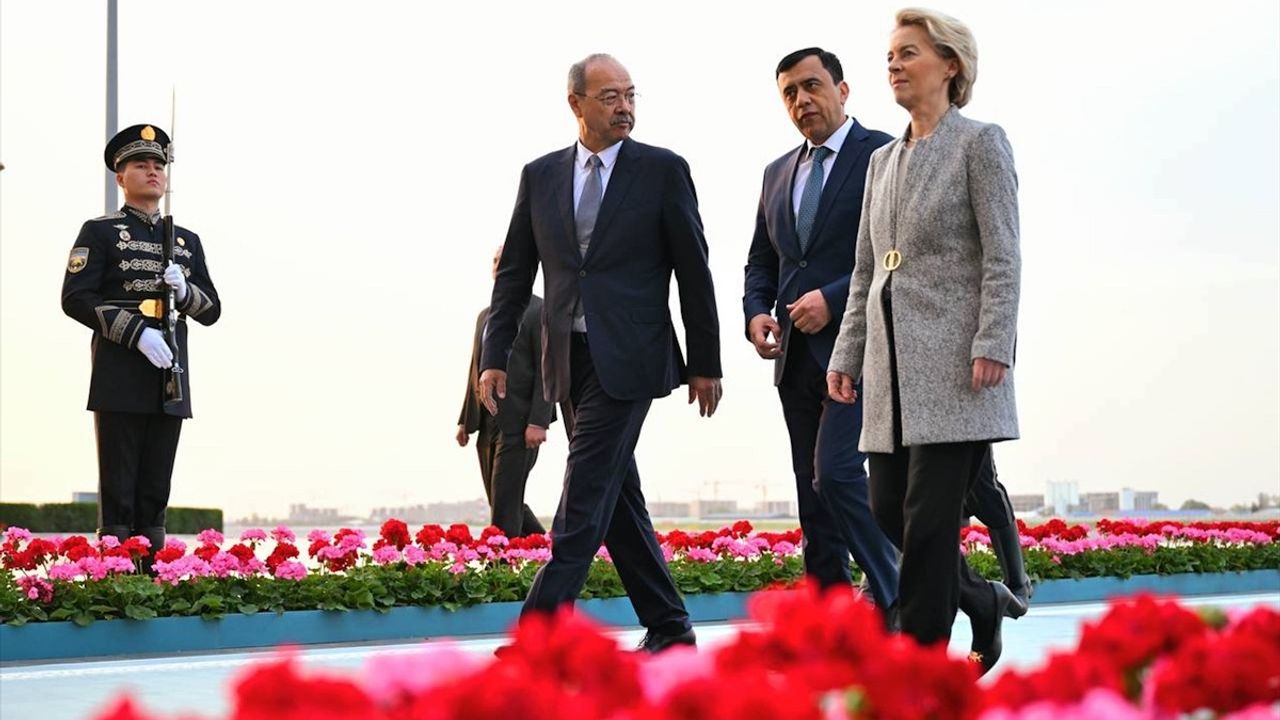 Birinci AB-Orta Asya Zirvesi Semerkant'ta Başlıyor: İlişkiler Yeni Bir Döneme Girecek