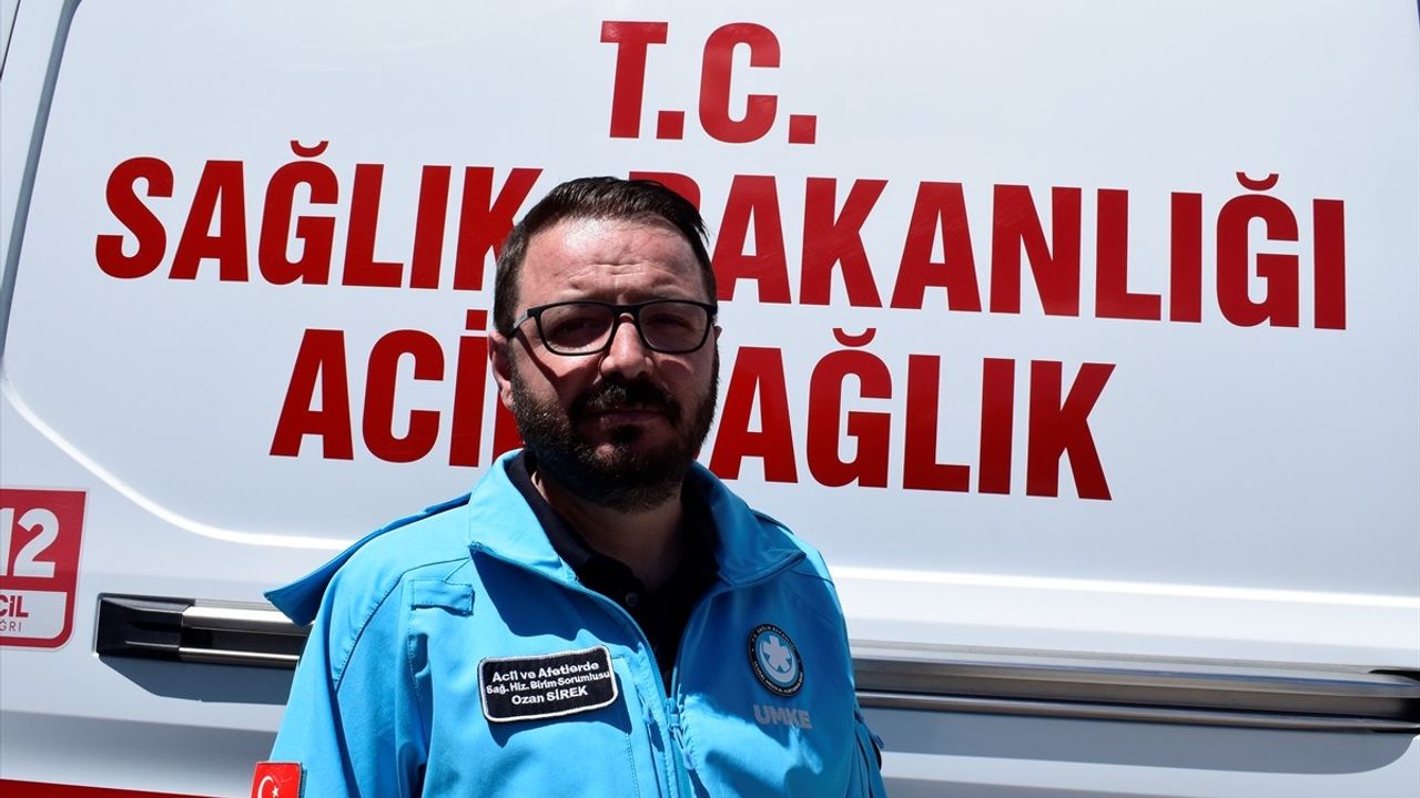 Bitlis'te 'Fermuar Sistemi İle Acil Durum Araçlarına Yol Ver' Tatbikatı Gerçekleştirildi